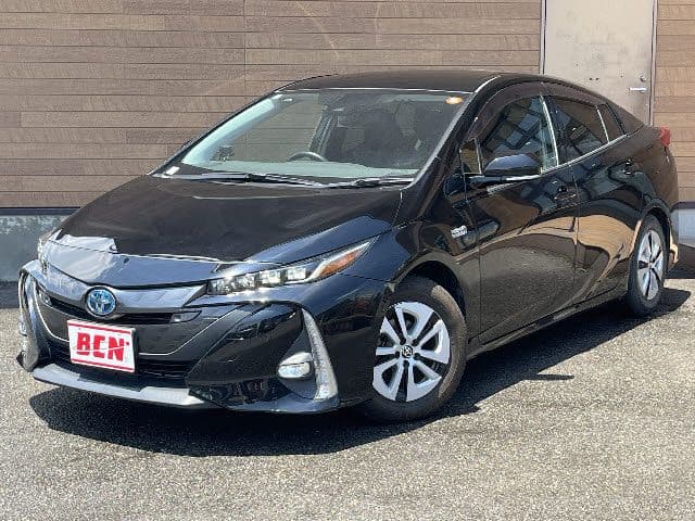 TOYOTA PRIUS PHV