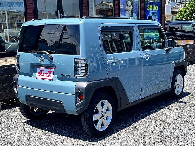 Car thumbnail 3