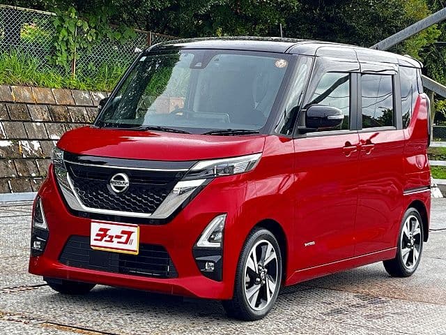 NISSAN ROOX