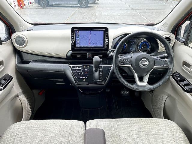 NISSAN