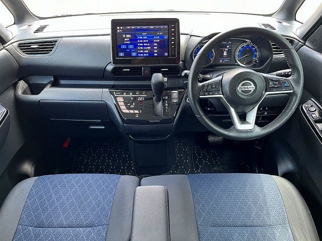 NISSAN