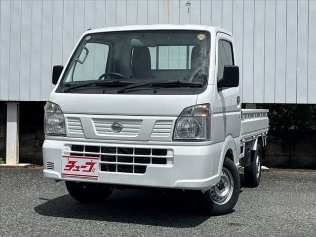 NISSAN NT100 CLIPPER 4WD