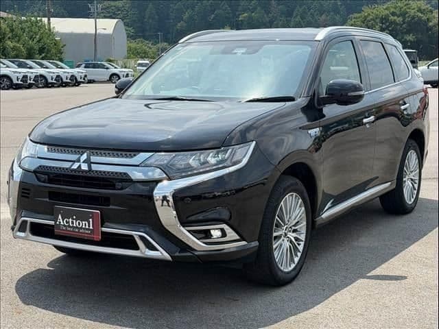 MITSUBISHI OUTLANDER PHEV