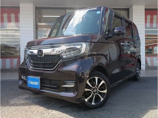HONDA N BOX CUSTOM 4WD