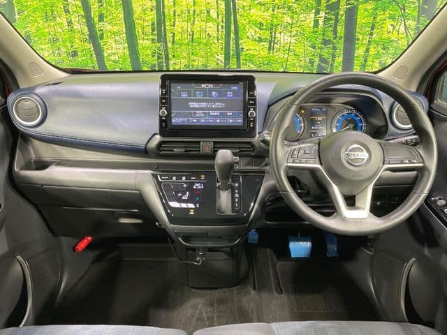 NISSAN