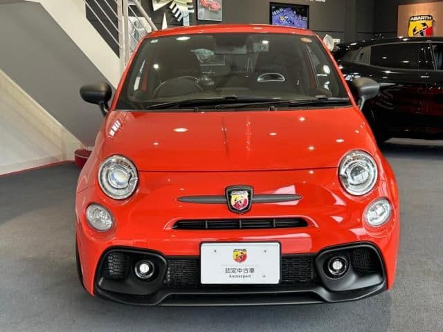 Car thumbnail 3