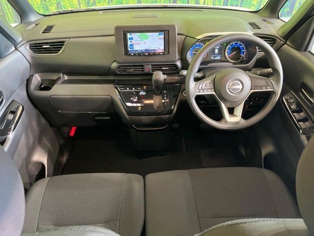 NISSAN