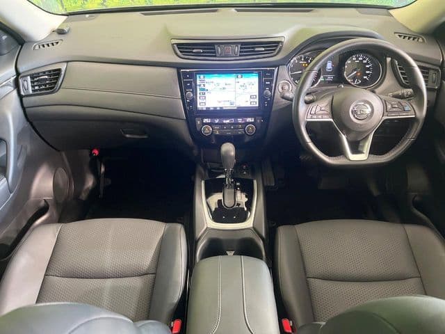 NISSAN