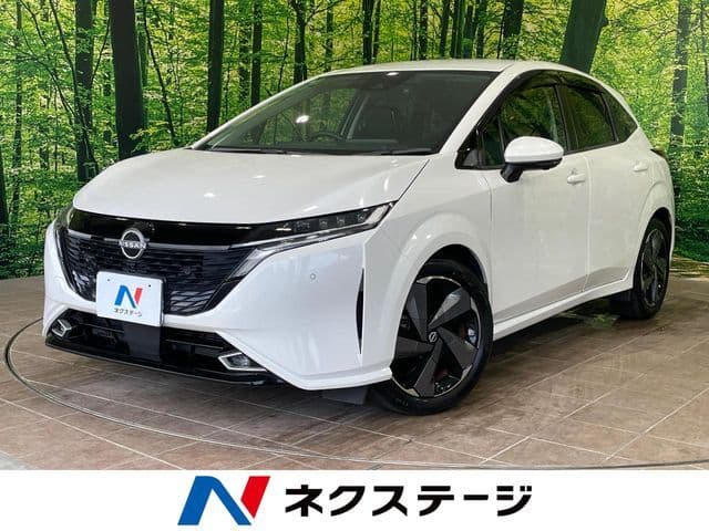 NISSAN AURA