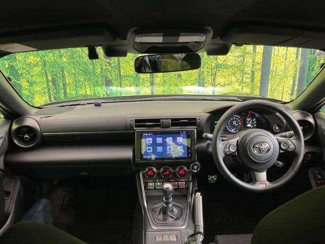 Car thumbnail 2
