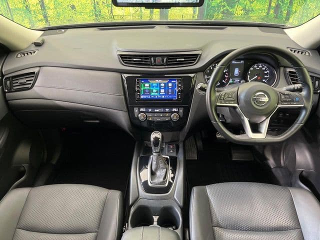 NISSAN