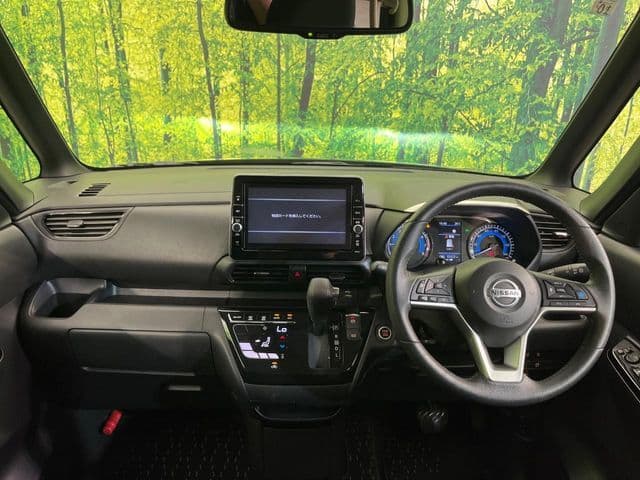 NISSAN
