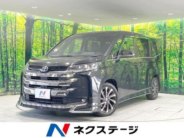 TOYOTA NOAH HYBRID
