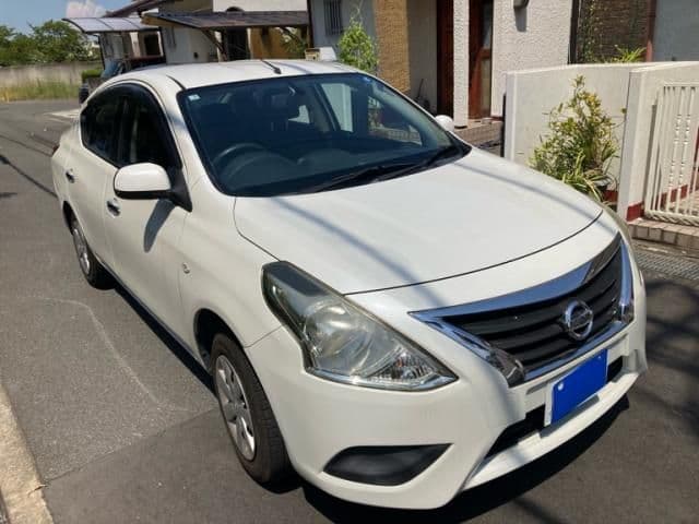 NISSAN