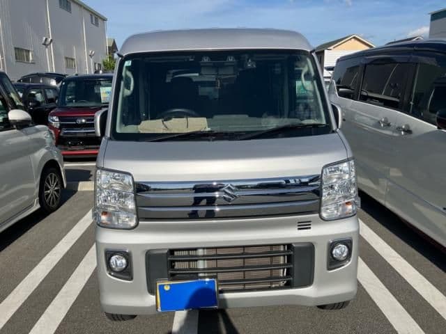 SUZUKI