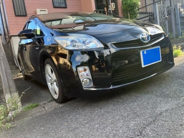 TOYOTA PRIUS