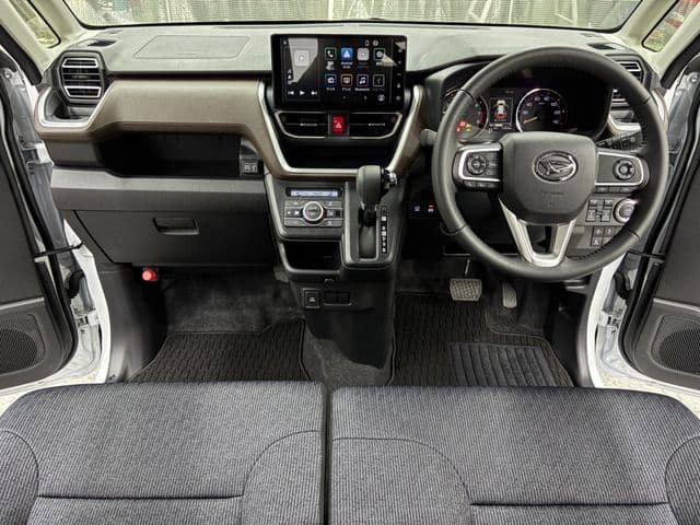 Car thumbnail 4