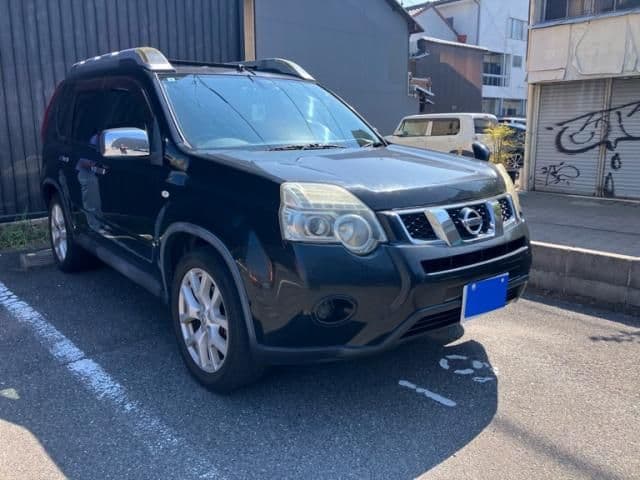 NISSAN X-TRAIL 4WD