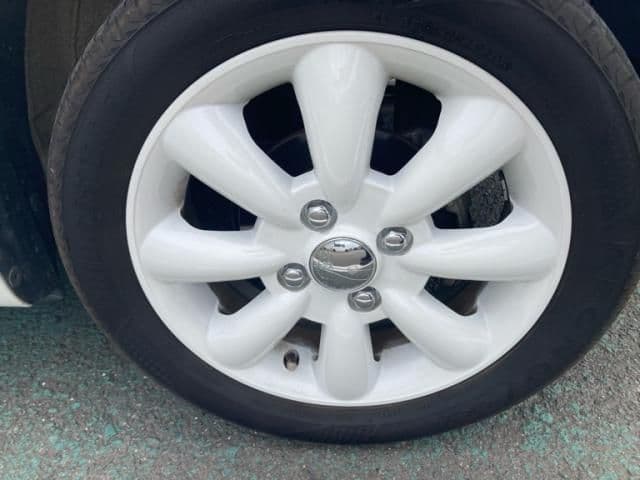 Car thumbnail 4