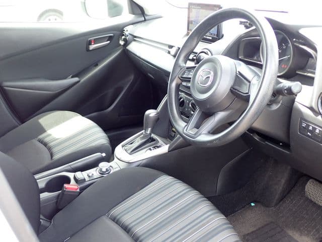 Car thumbnail 2