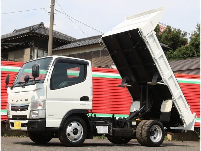 MITSUBISHI CANTER