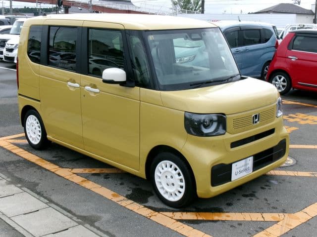 Car thumbnail 3