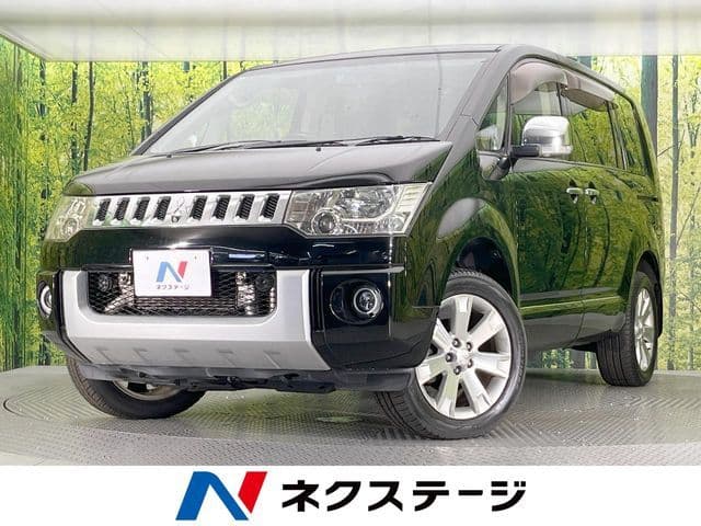 MITSUBISHI DELICA D:5 4WD