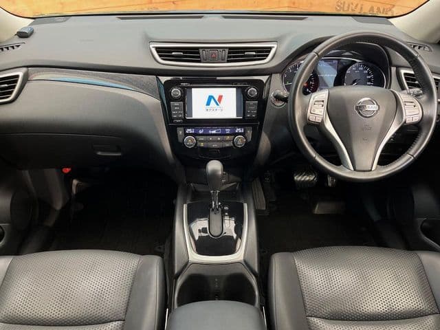 NISSAN