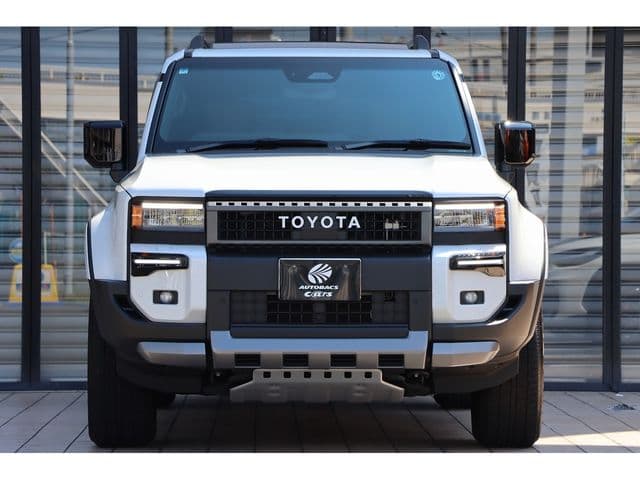 Car thumbnail 4