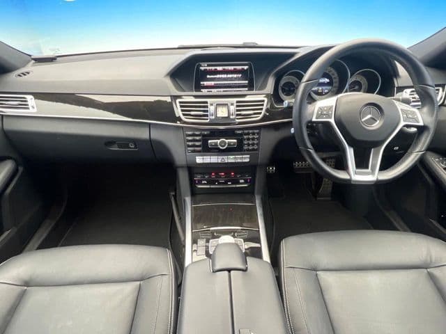 MERCEDES BENZ