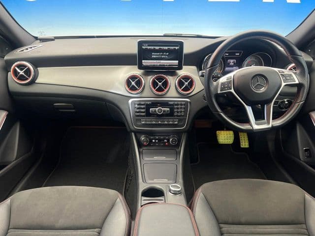 MERCEDES BENZ