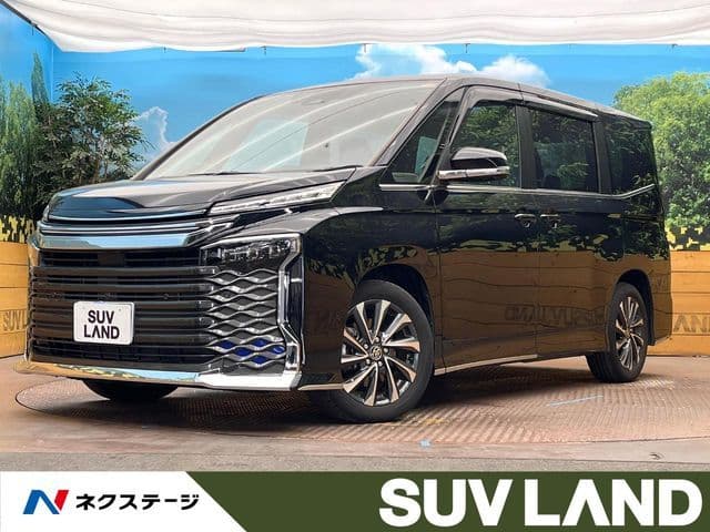 TOYOTA VOXY HYBRID