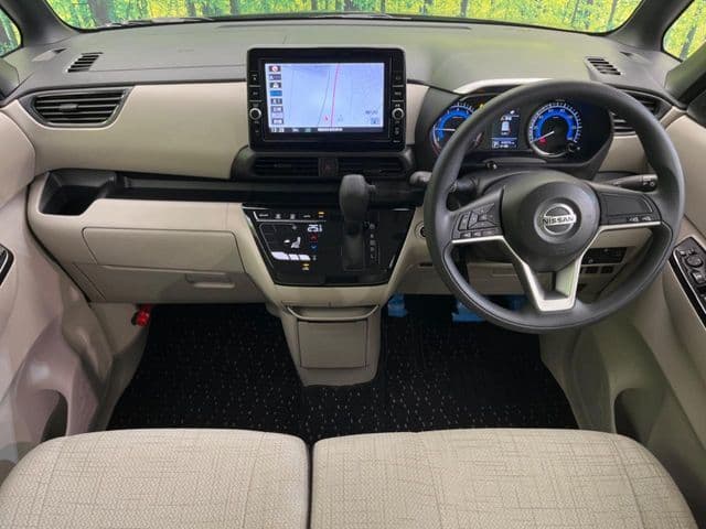 NISSAN