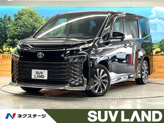 TOYOTA VOXY HYBRID