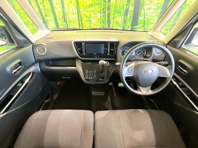 NISSAN