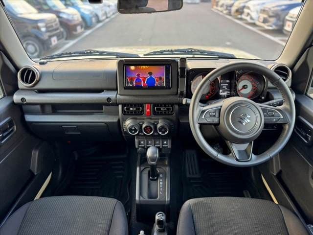 SUZUKI