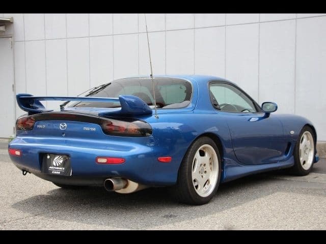 Car thumbnail 3