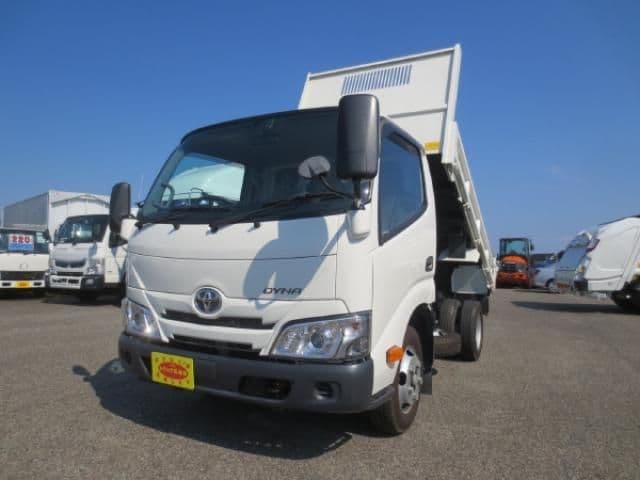 TOYOTA DYNA