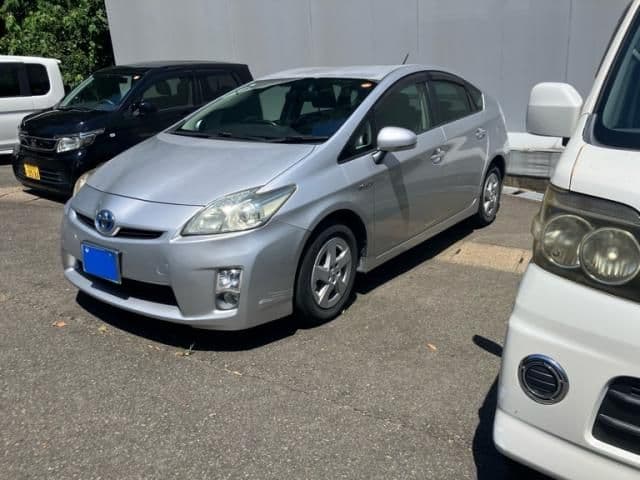 Car image 1