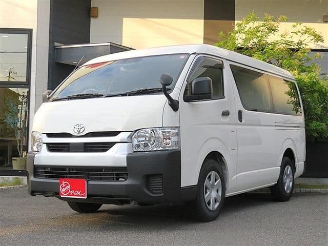TOYOTA HIACE wagon
