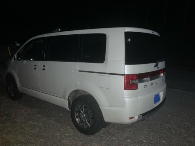 Car thumbnail 4