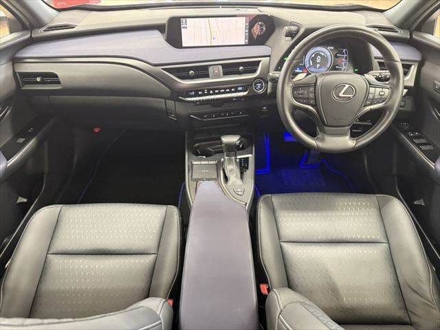 Car thumbnail 3
