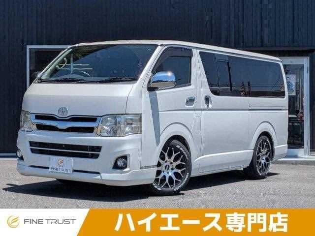 TOYOTA HIACE van 2WD