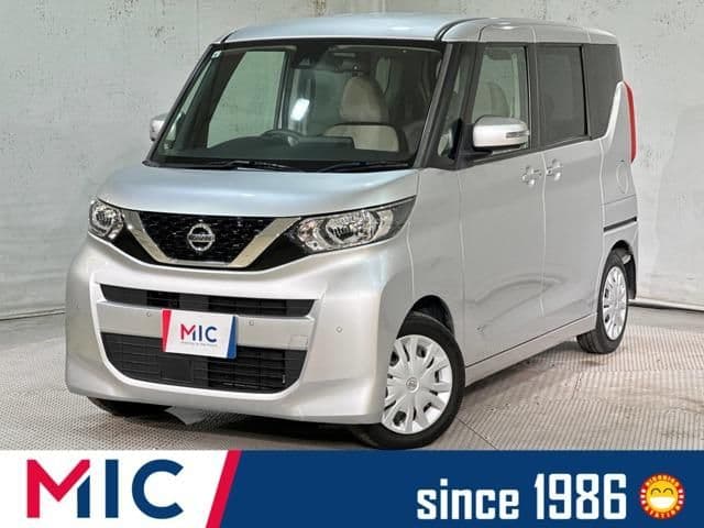 NISSAN