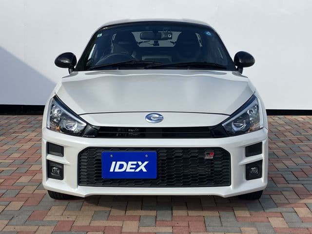 Car thumbnail 4