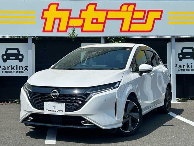 NISSAN AURA