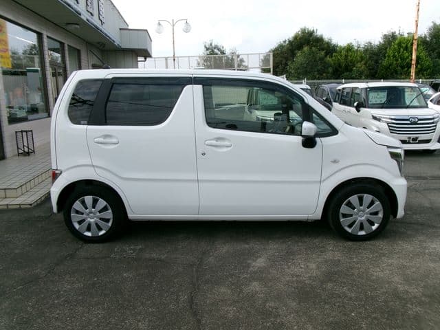 Car thumbnail 4