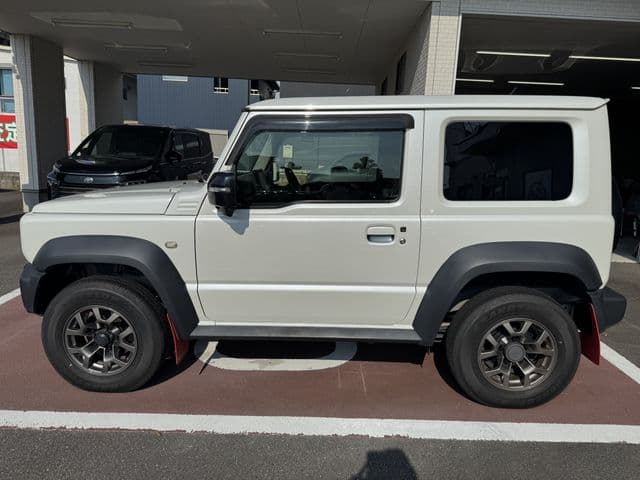 Car thumbnail 4
