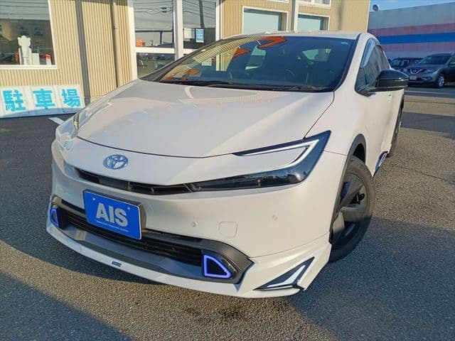 TOYOTA PRIUS 4WD