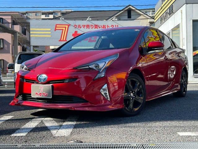 TOYOTA PRIUS